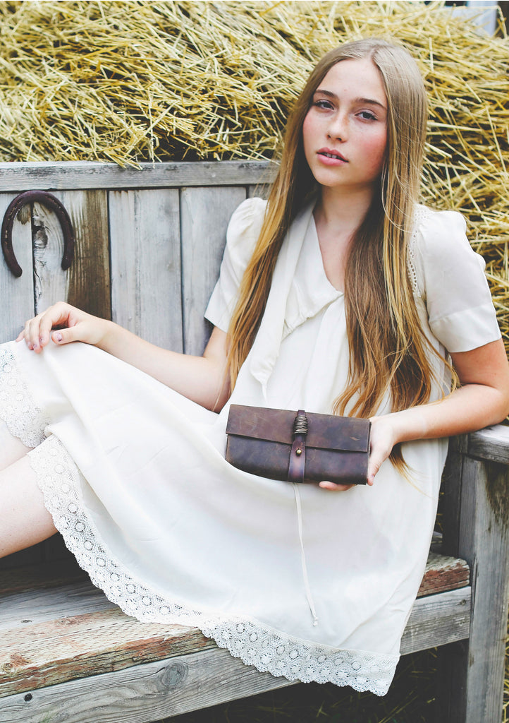 Jo Handbags Boot Leather Wallet Brown with Burlap interior