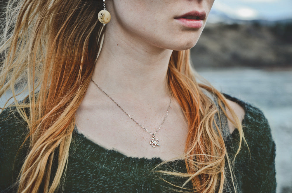 Samantha Faye Small Clover Pendant Necklace in Gold (various)