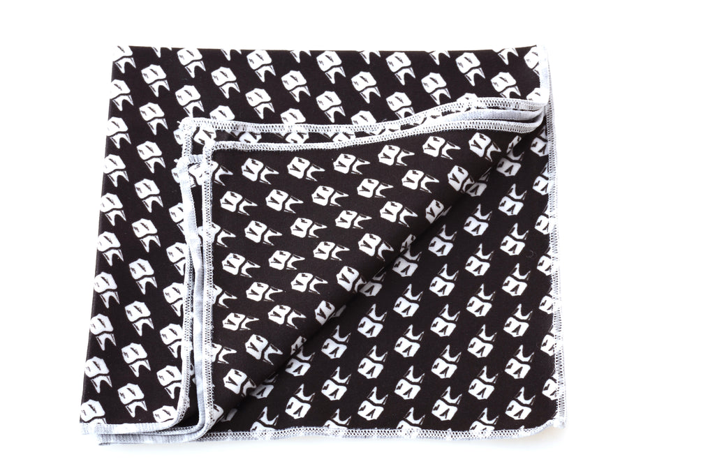 Modern Gentleman's Houndstooth Handkerchief by Chief Made