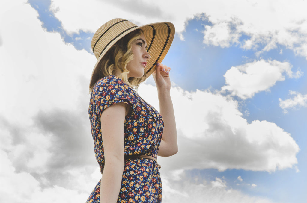 Wallaroo Hat Company Savannah Brim Hat: Camel/Black Stripes