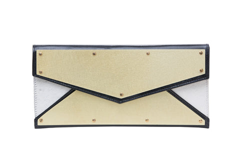 feNa Triumphant Envelope Flap Clutch (Caramel)